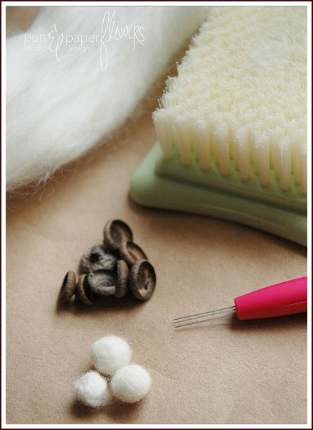 DIY Felt Acorns Tutorial DIY Felt Acorns Tutorial