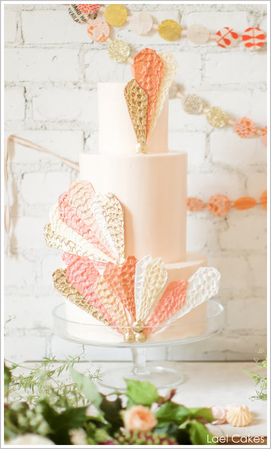 Peaches & Cream Wedding Cake Trio Peaches & Cream Wedding Cake Trio