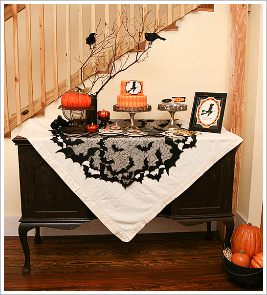 Bewitching Modern Halloween Cake Bewitching Modern Halloween Cake
