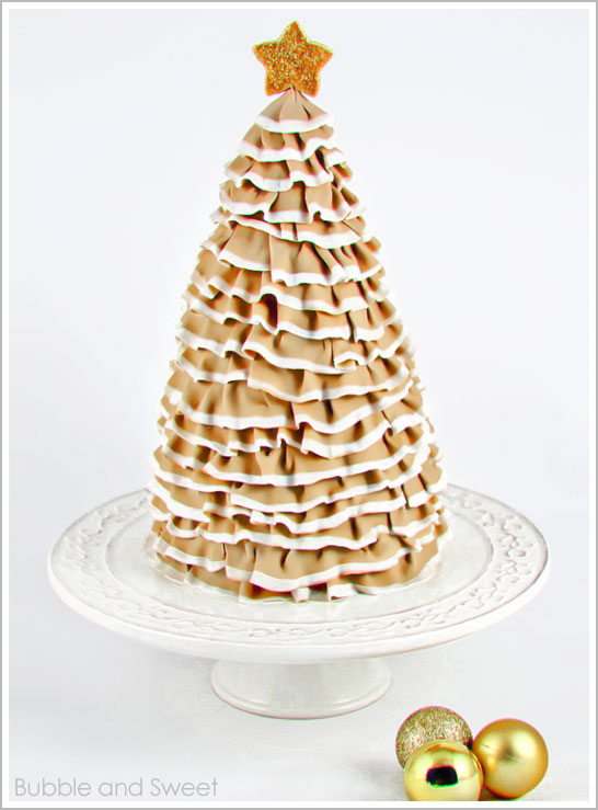 Ruffle Christmas Tree Cake