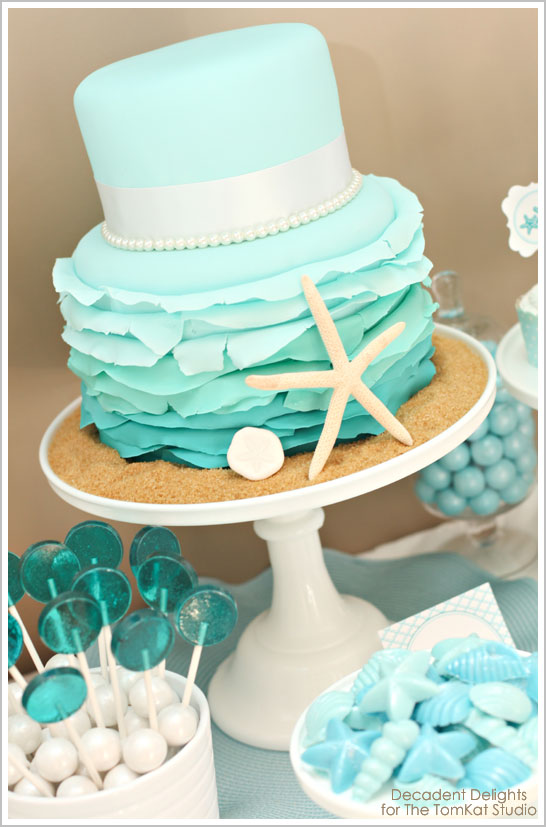Elegant Ombre Ruffle Wave Cake