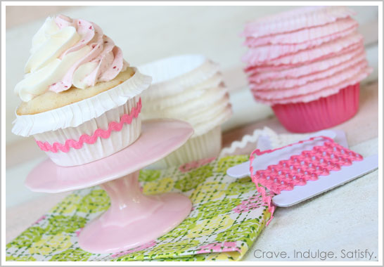 Strawberry & Vanilla Cream Swirl Cupcakes Strawberry & Vanilla Cream Swirl Cupcakes
